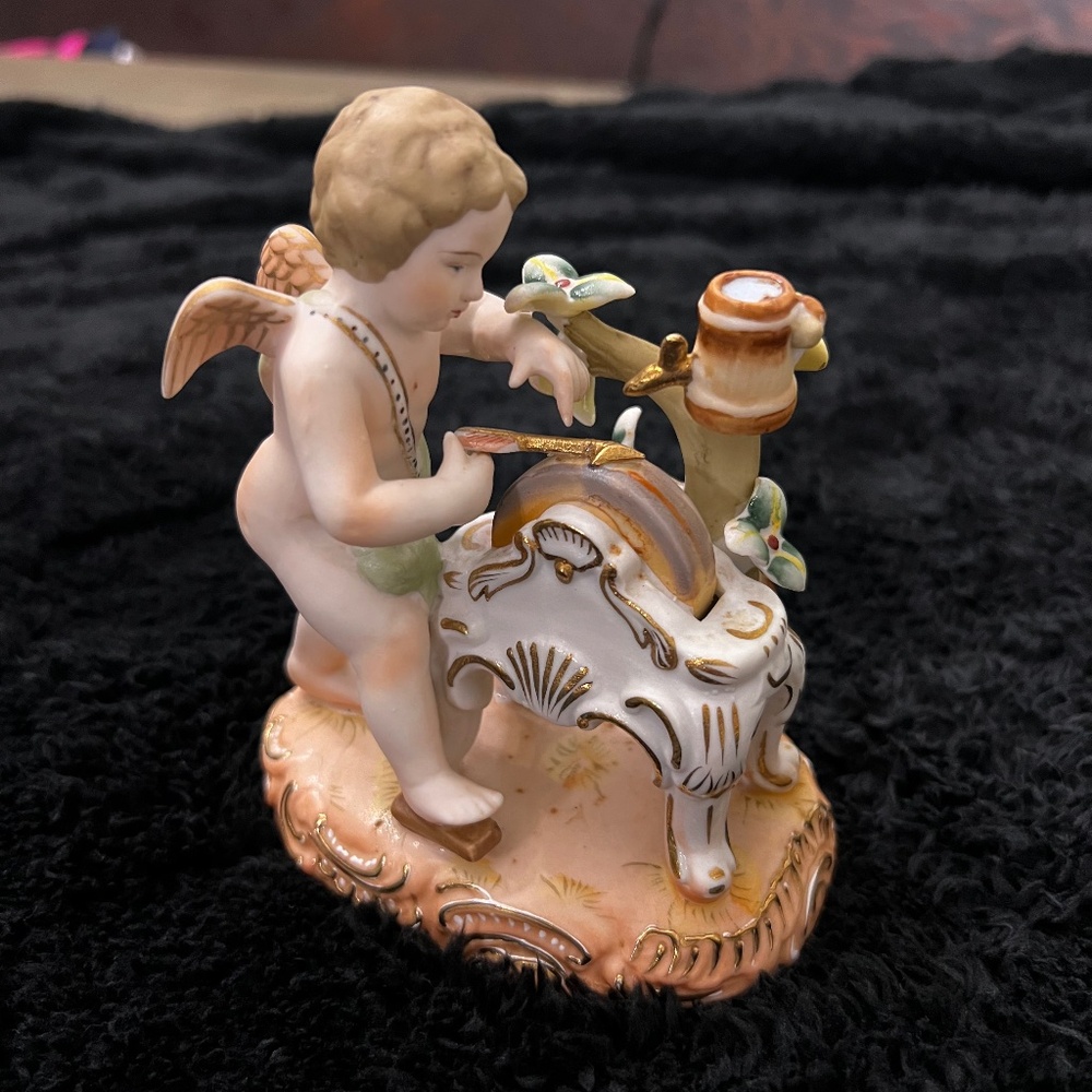 Vintage figurine